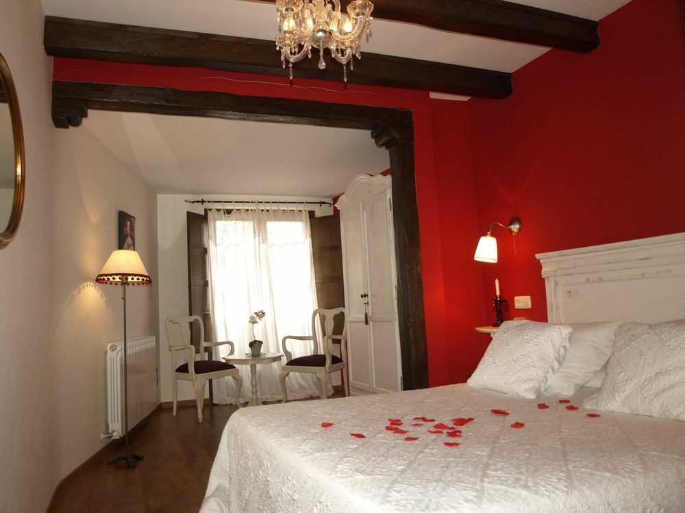 Casa Del Infanzon Hotel ซอส เดลไรย์ กาโตลีโก ภายนอก รูปภาพ